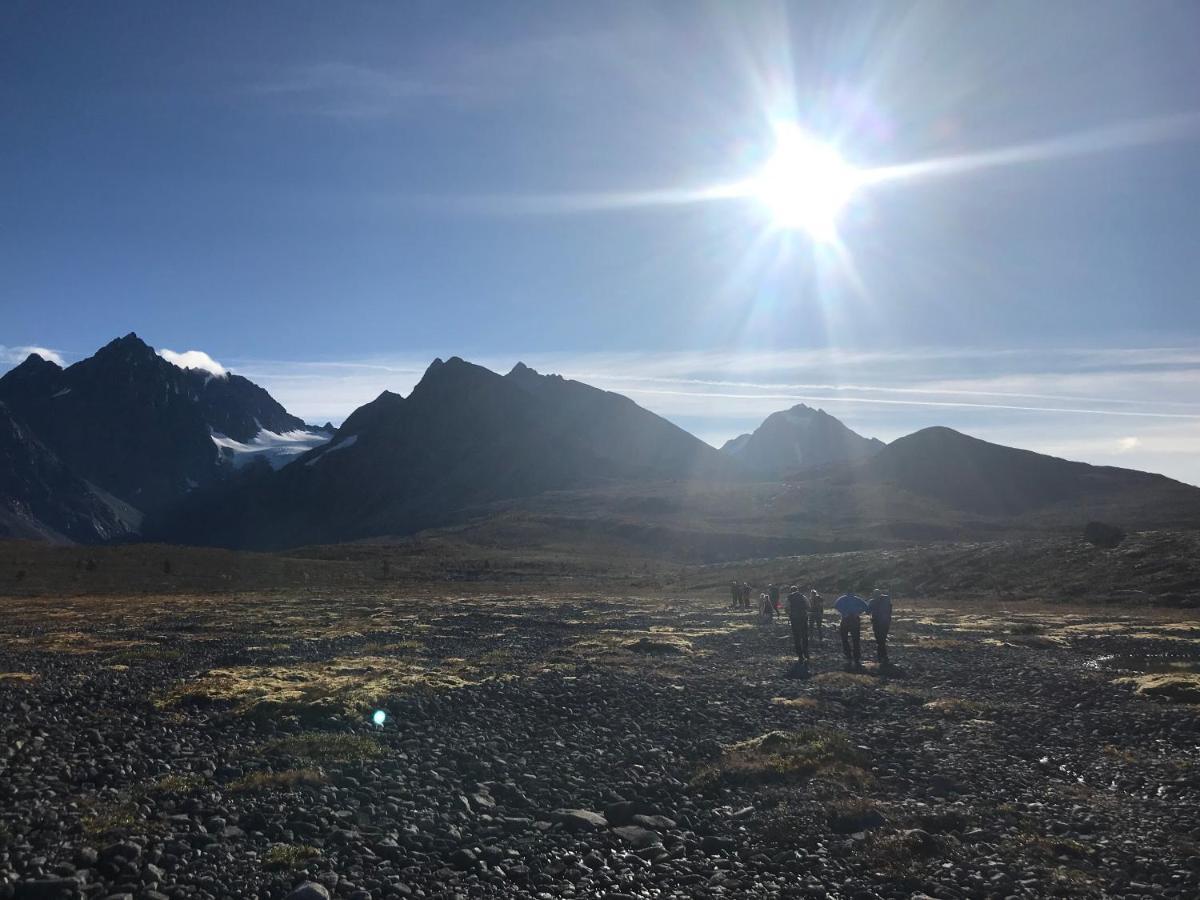 Hos Laura & Valdemar Villa Nord-Lenangen Bagian luar foto