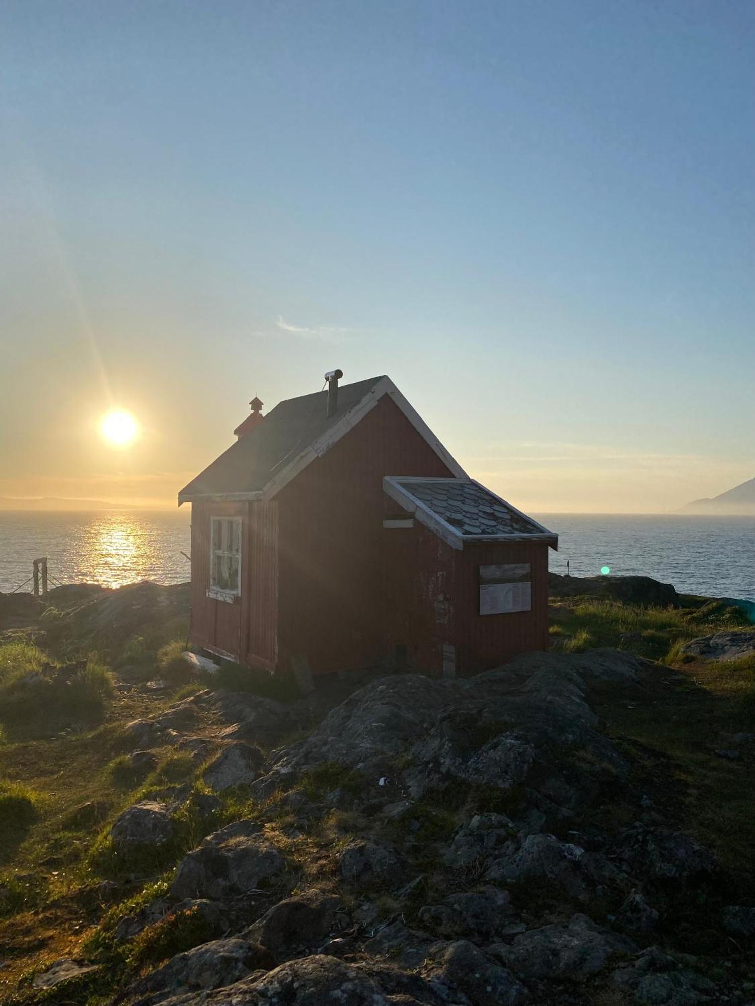 Hos Laura & Valdemar Villa Nord-Lenangen Bagian luar foto