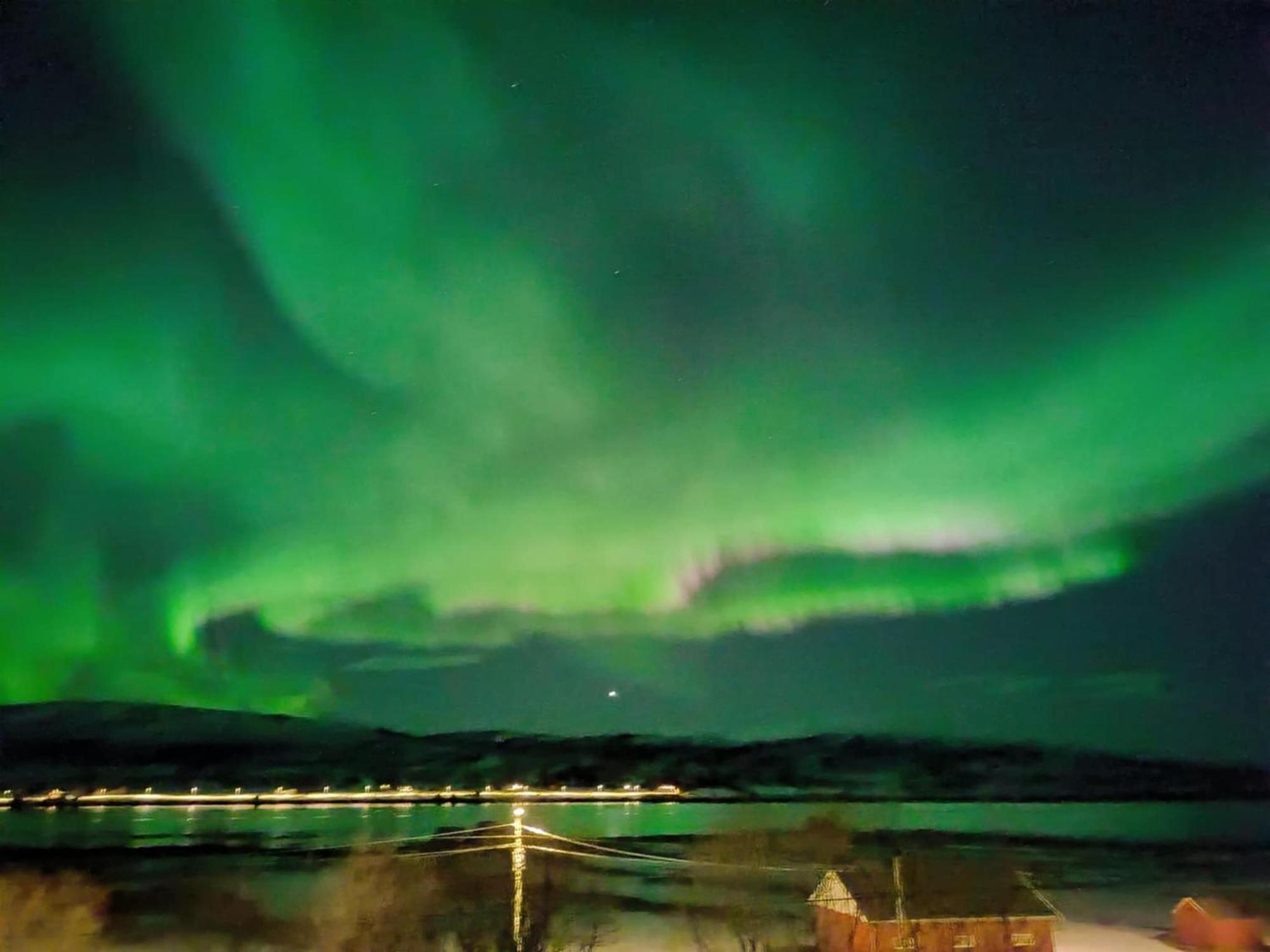 Hos Laura & Valdemar Villa Nord-Lenangen Bagian luar foto